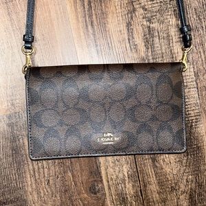 Coach crossbody purse!!
